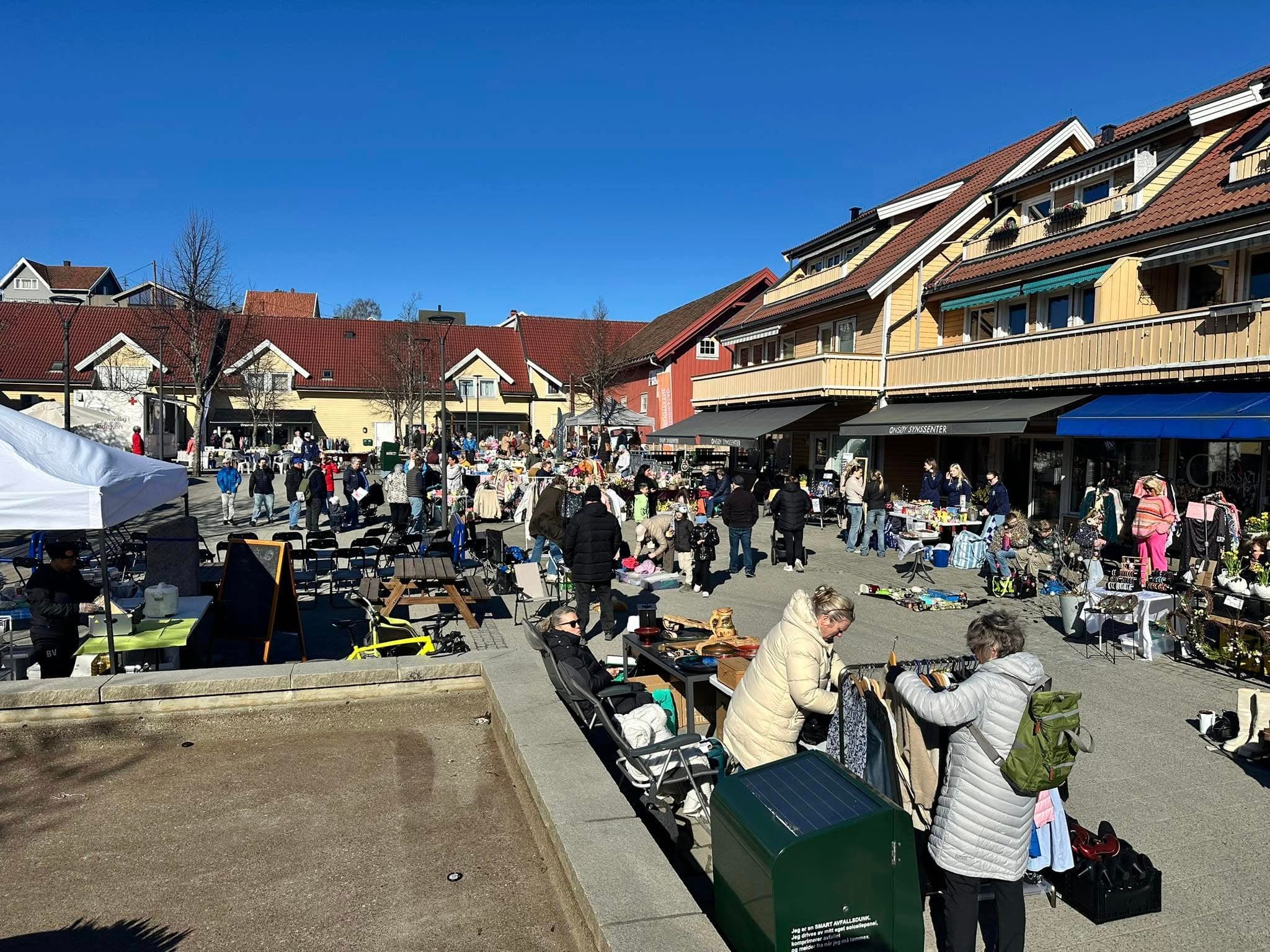 Vårmarkedet på Gressvik Torg